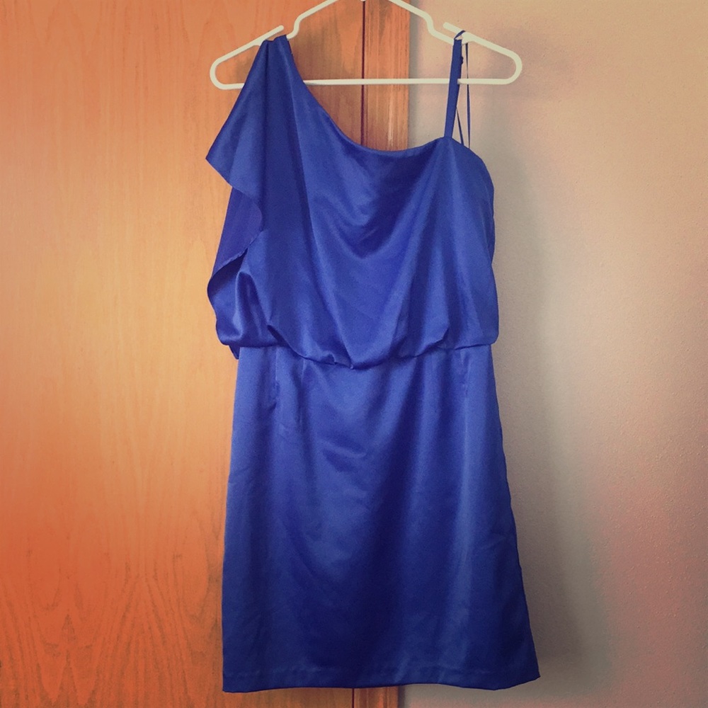 NWT! Jessica Simpson blue one shoulder dress